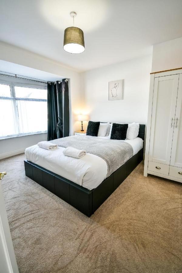 Apartment Buckingham House - 4 Bed House Redcar