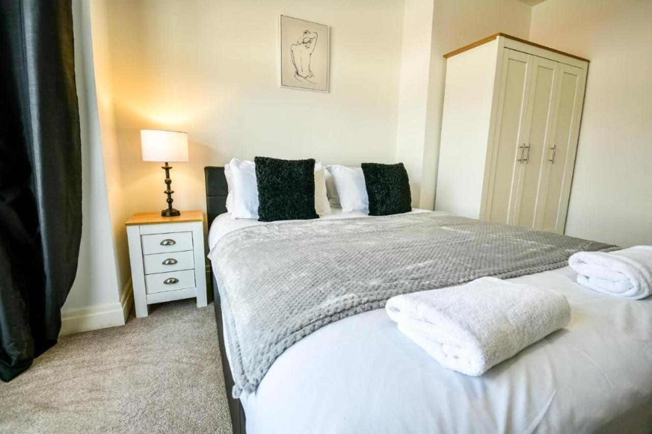 Apartment Buckingham House - 4 Bed House