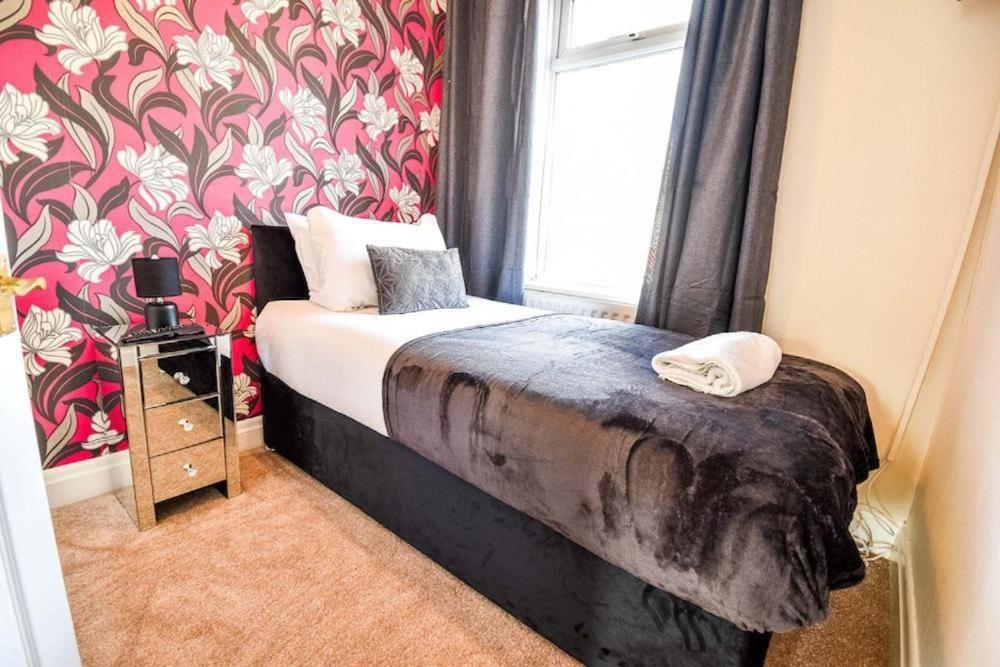 Apartment Buckingham House - 4 Bed House Redcar